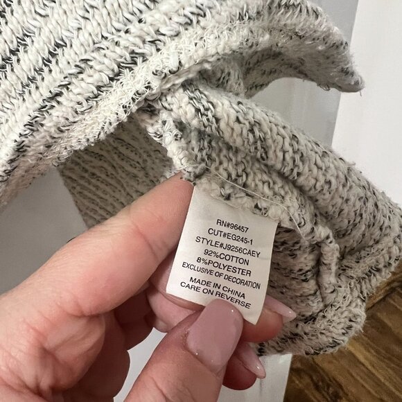 Eyeshadow Woven Cowl Neck Striped Sweater - Chic Comfort for Any Occasion! 🌟 - Picture 4 of 7